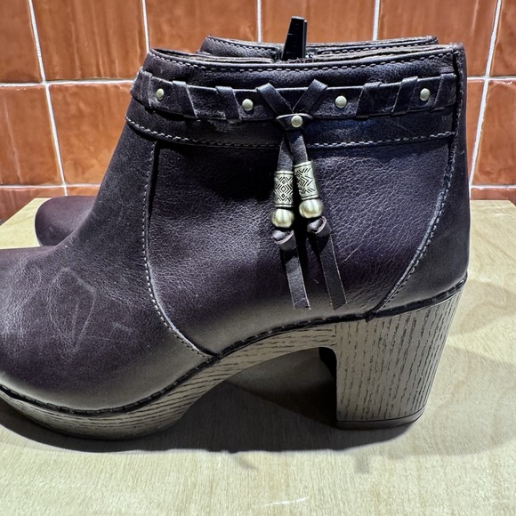 NEW! Retails $189 Dansko Dabney Brown Leather Ankle Boots Zip Size 37/US 6.5-7 - Picture 4 of 10